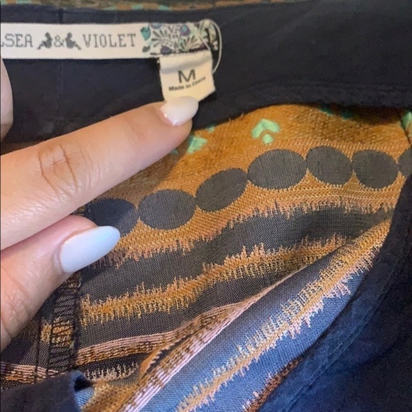 Chelsea & Violet | boho high waisted shorts - Picture 5 of 6